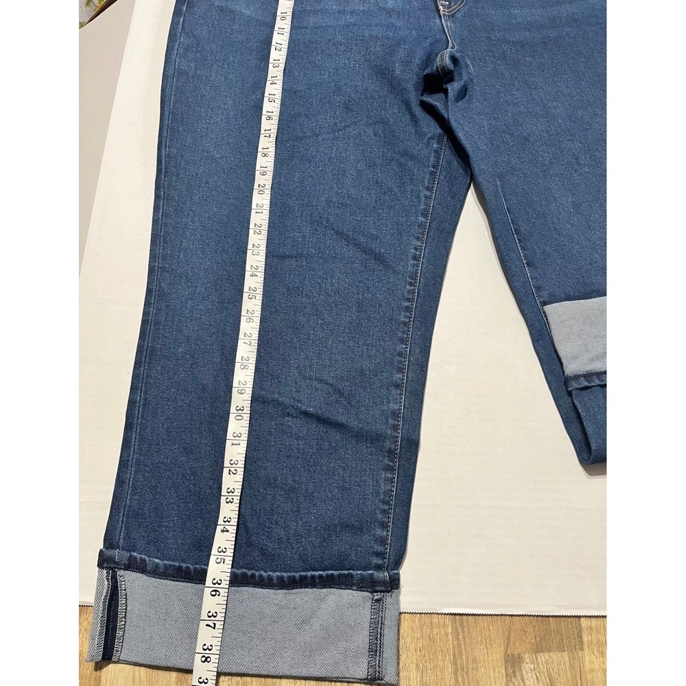 Edited x Hunter McGrady Women's 20W Dark Wash Straight Leg Cuffed Jeans NEW - Picture 2 of 7